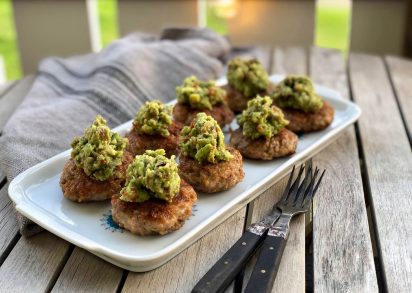 Kycklingbiffar med guacamole