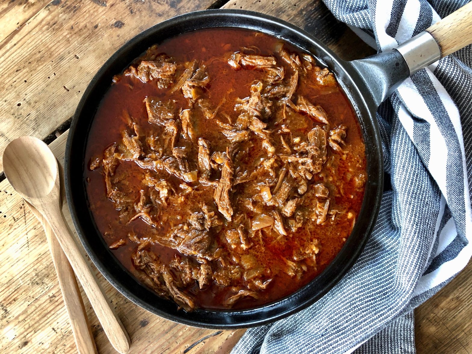 Laga Pulled Beef i ljuvlig sås till middag!